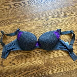 Freya padded wired bra 28F